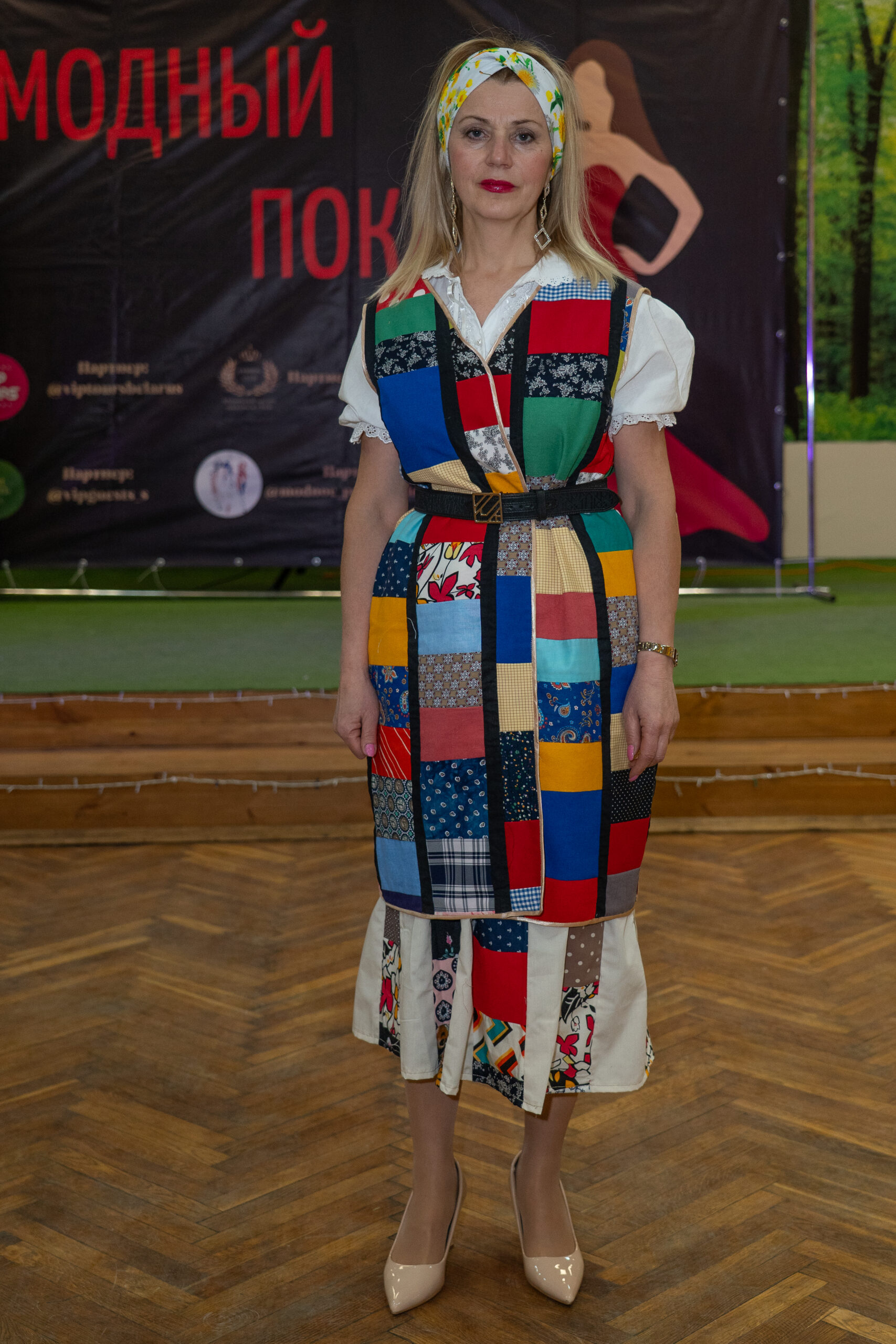 одели школы GK Models во время дефиле в санатории Политехник